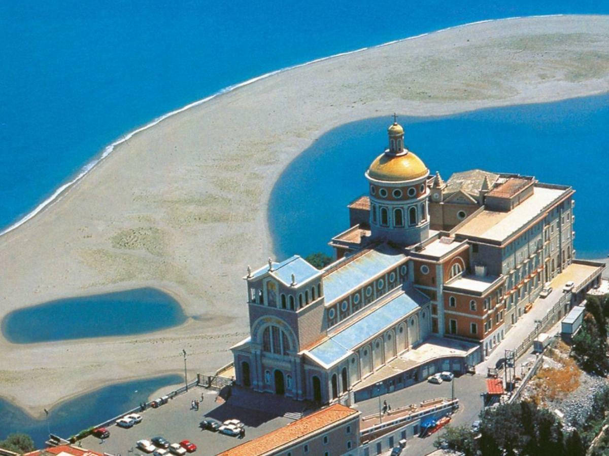 Casa Vacanze Il Gelsomino Patti Exterior foto